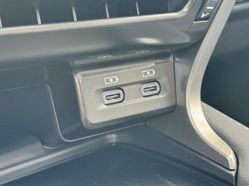 New 2026 Lexus RX 450h AWD image 32