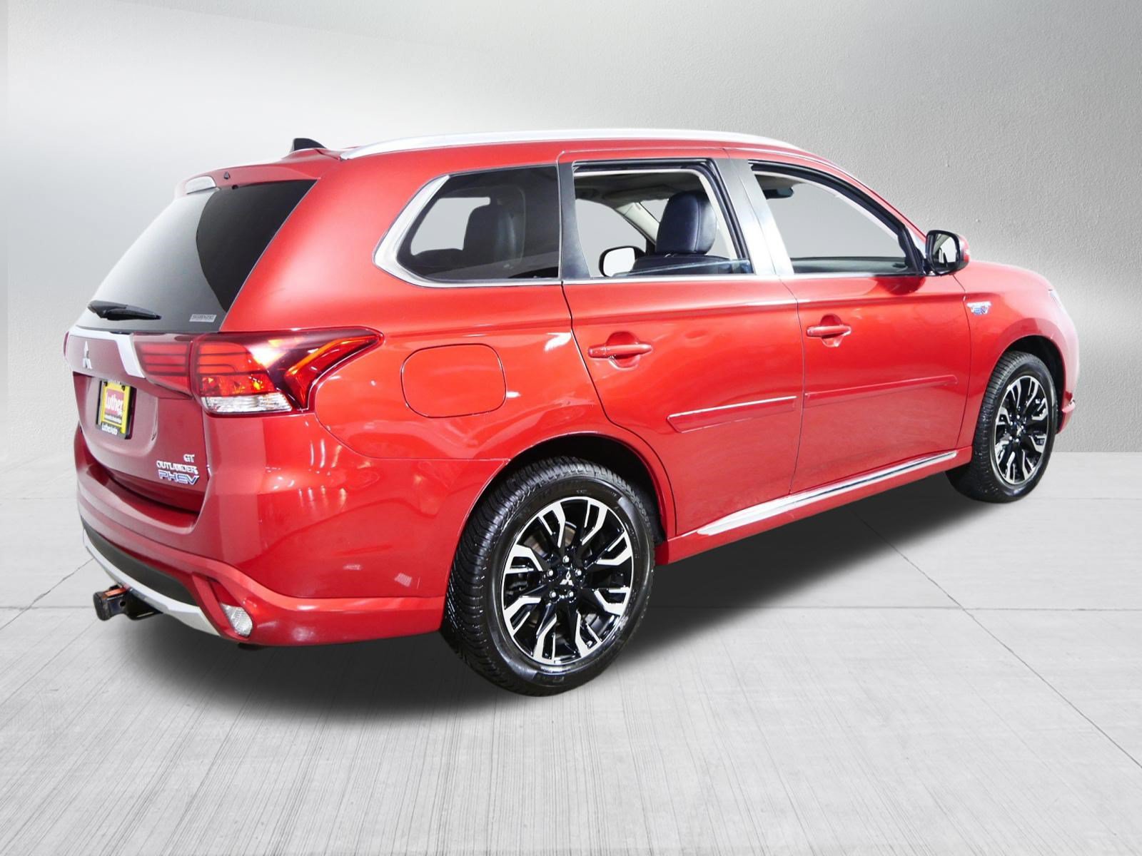 Used 2018 Mitsubishi Outlander GT AWD/4WD image 7