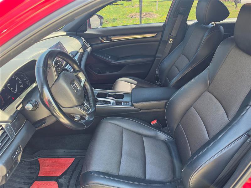 Used 2018 Honda Accord Sport image 12