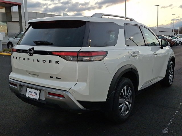 Used 2022 Nissan Pathfinder SL w/ SL Black Package image 7