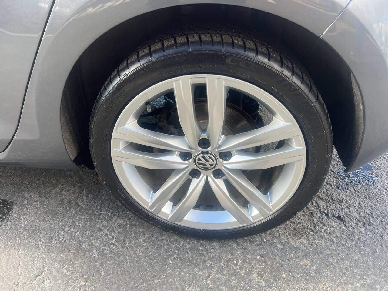 Used 2015 Volkswagen Golf SEL image 22