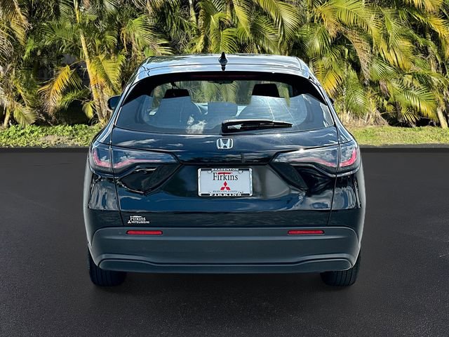 Used 2025 Honda HR-V LX image 6