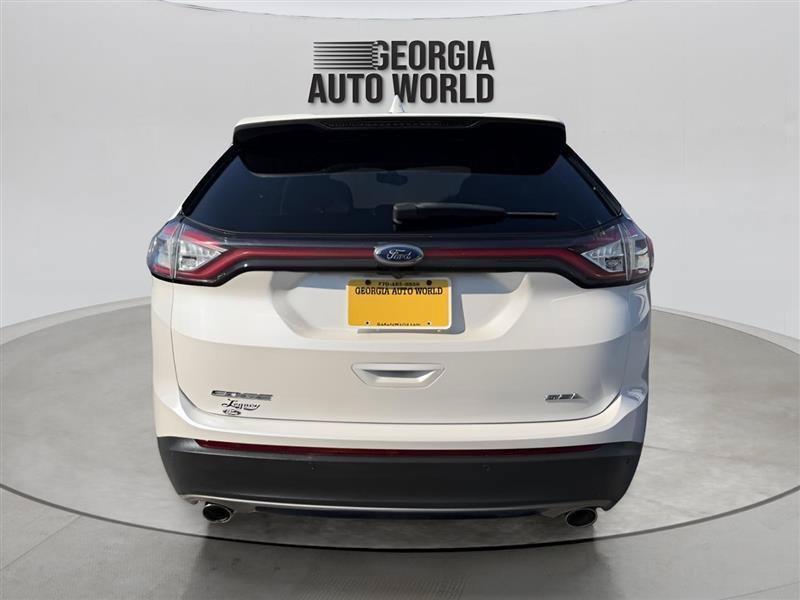 Used 2018 Ford Edge SEL w/ Equipment Group 201A FWD image 11