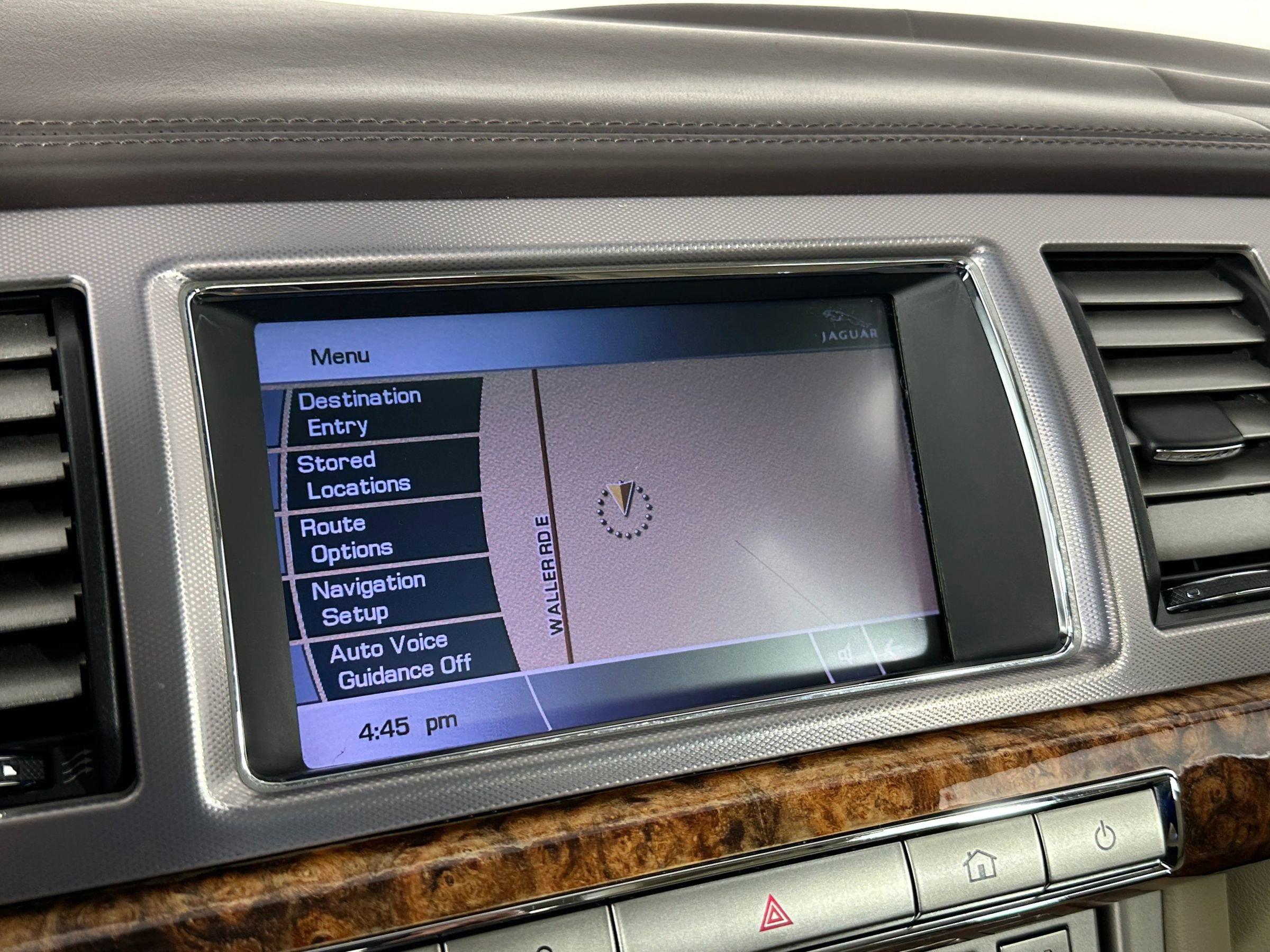 Used 2009 Jaguar XF Premium image 30