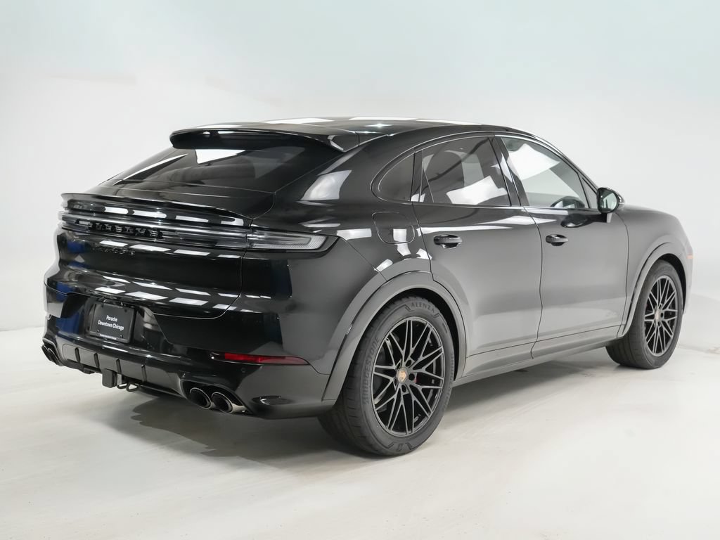 New 2026 Porsche Cayenne GTS AWD/4WD image 10