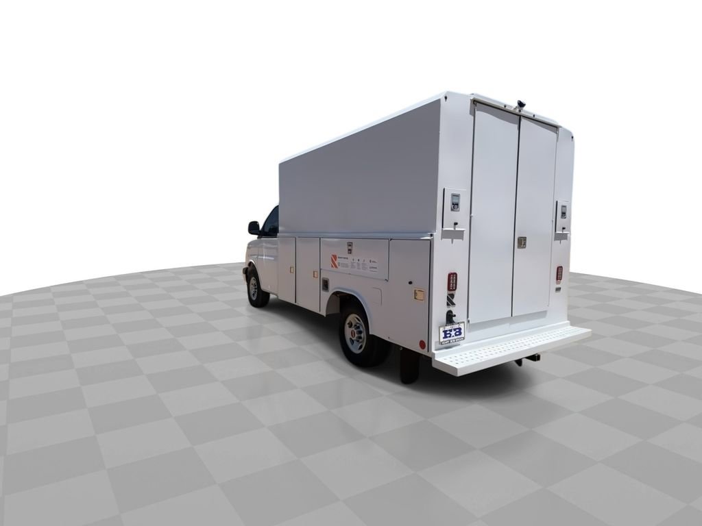 New 2025 GMC Savana 3500 Work Van w/ Power Convenience Package image 6