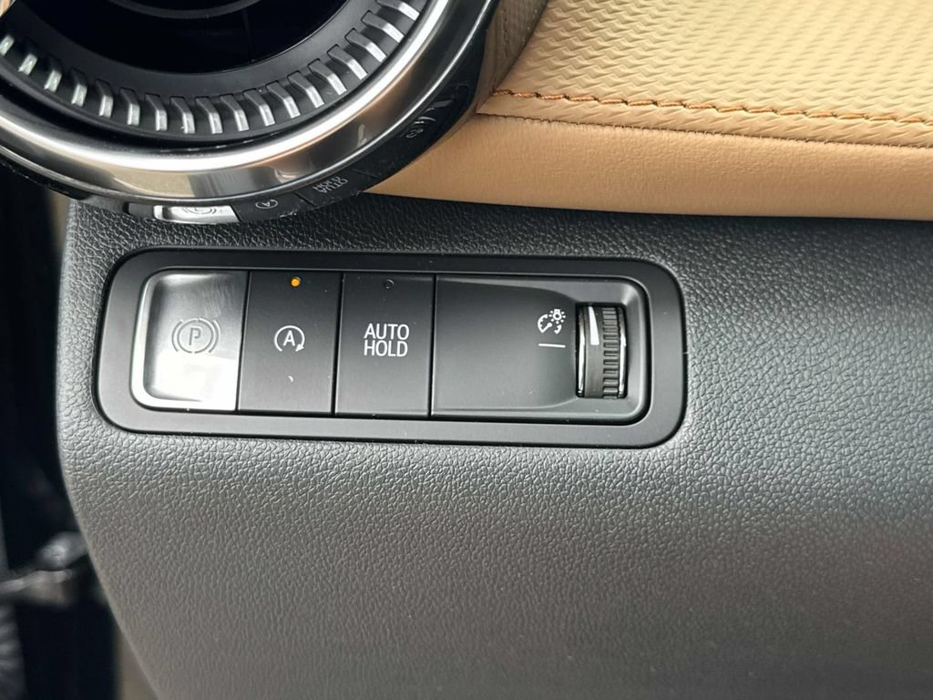 New 2026 Chevrolet Equinox ACTIV w/ Convenience Package III FWD image 24
