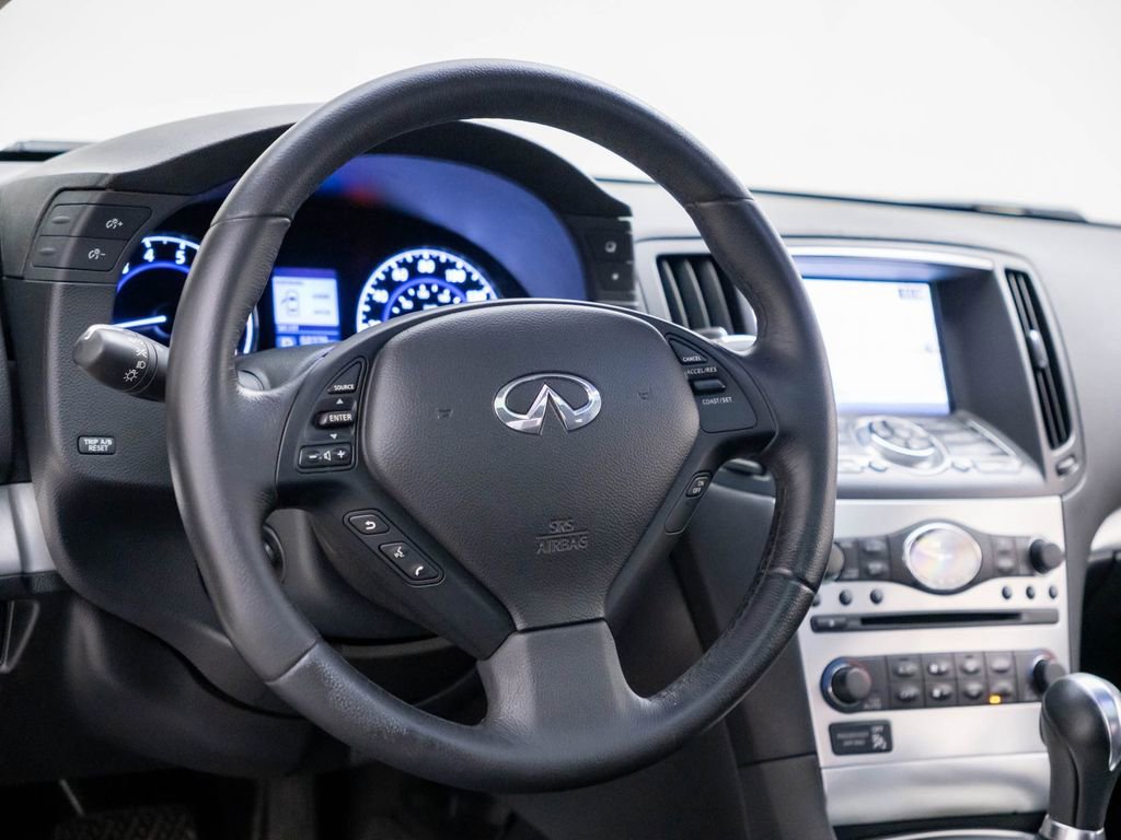 Used 2015 INFINITI Q60 AWD Coupe w/ Premium Package image 11