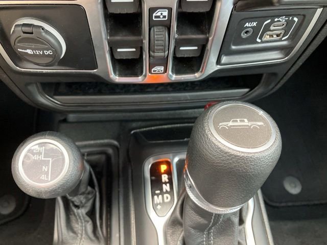 Used 2025 Jeep Gladiator Sport AWD/4WD image 35