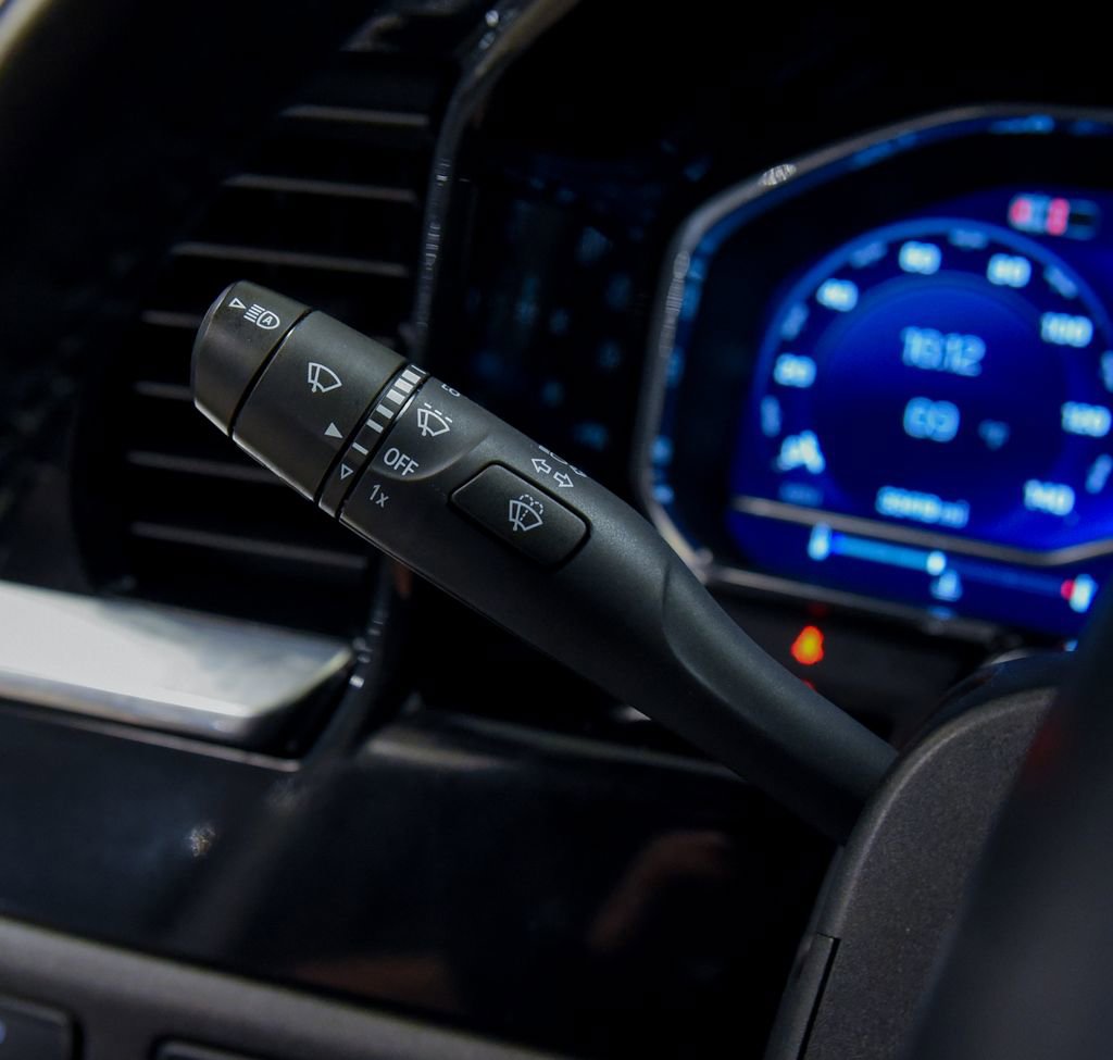 Used 2025 Chevrolet Silverado 1500 LT w/ Work Truck Package image 27