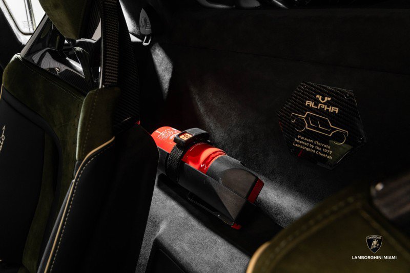 Used 2024 Lamborghini Huracan Sterrato image 53