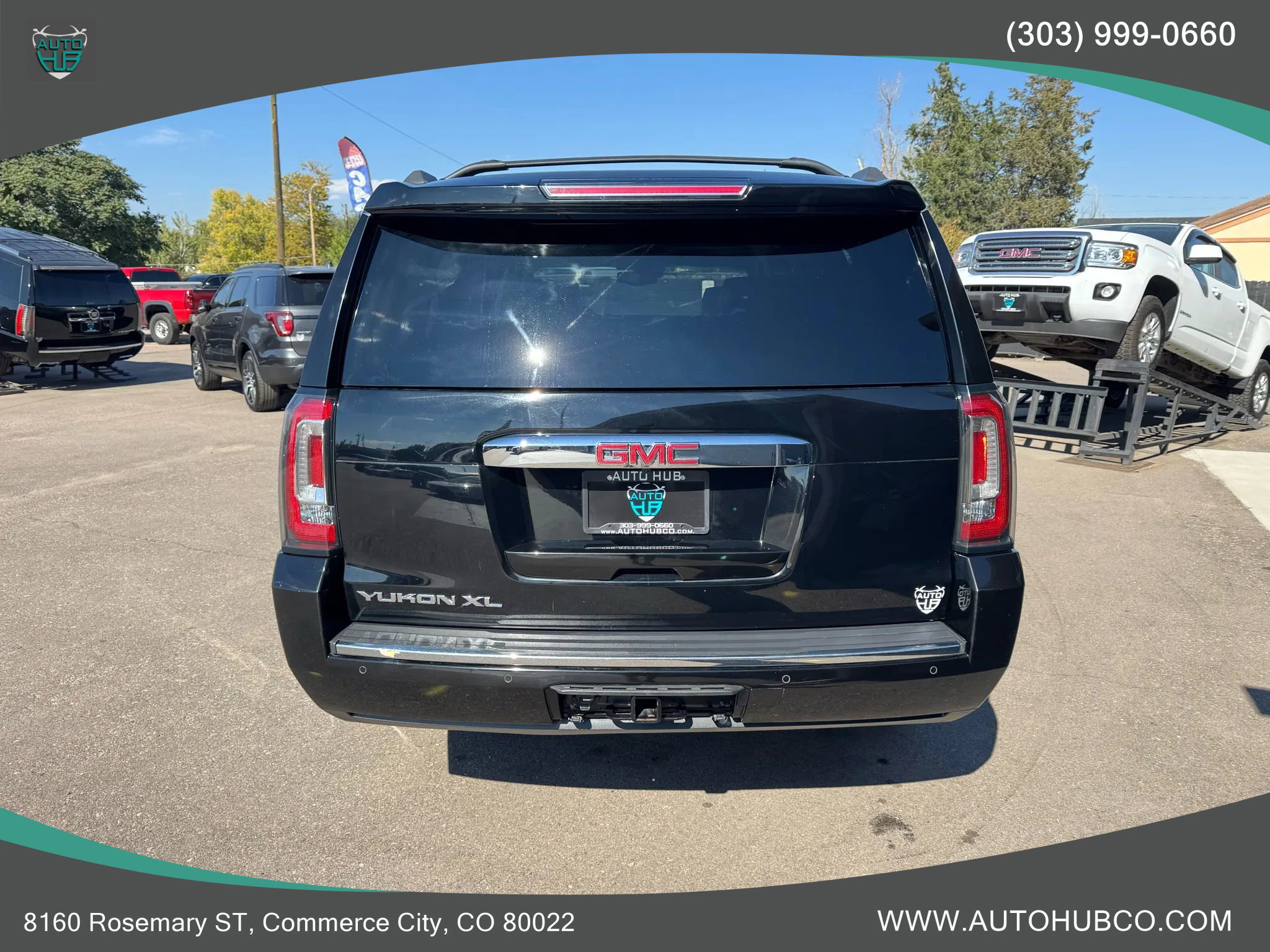 Used 2017 GMC Yukon XL Denali w/ Open Road Package image 5