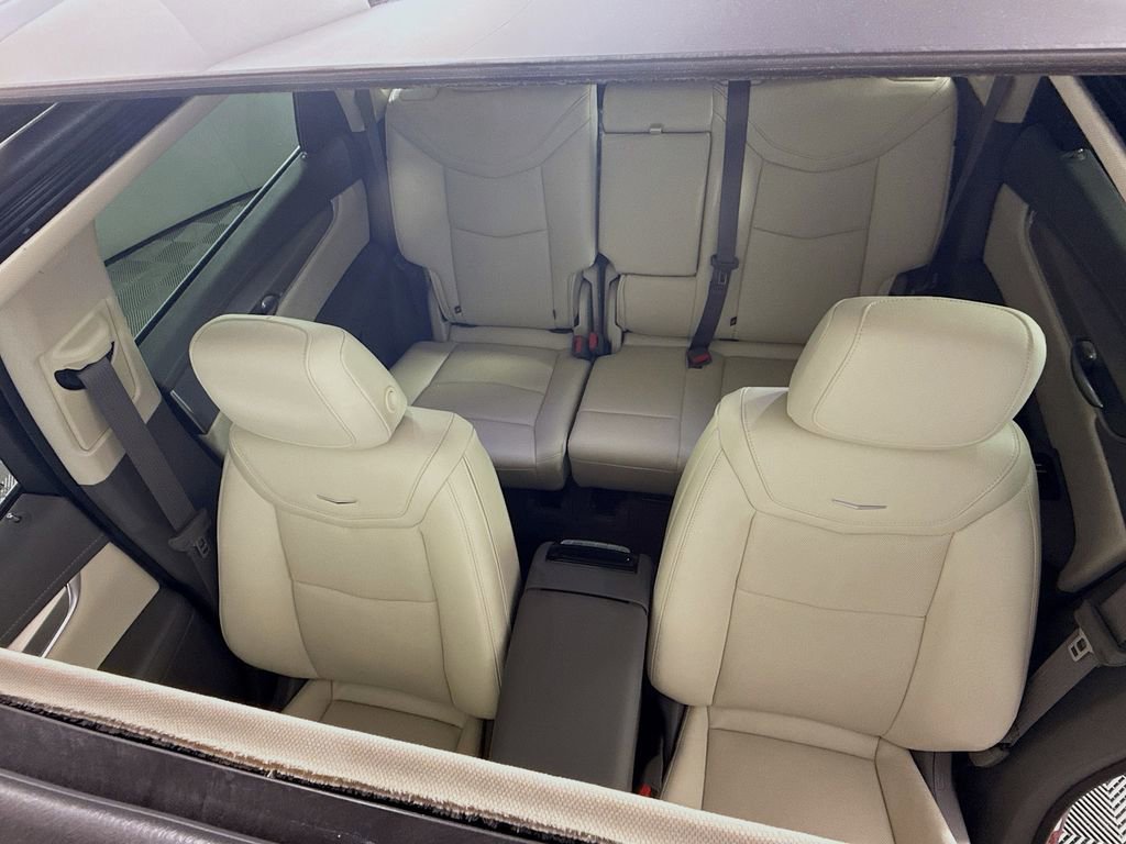 Used 2025 Cadillac XT5 Premium Luxury w/ Technology Package image 21
