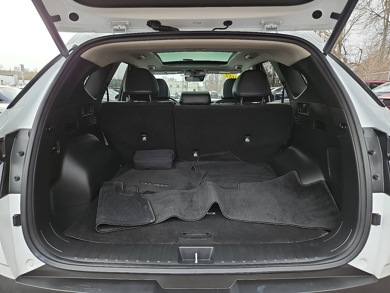 Used 2022 Hyundai Tucson Limited w/ Cargo Package image 30