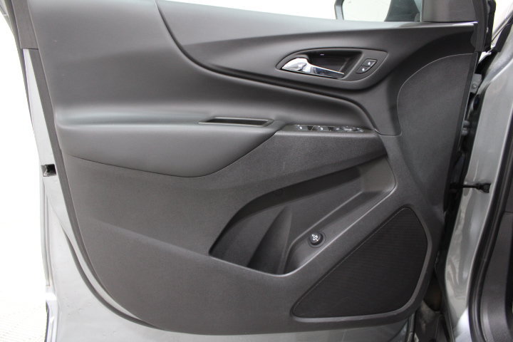 Used 2024 Chevrolet Equinox LT FWD image 17