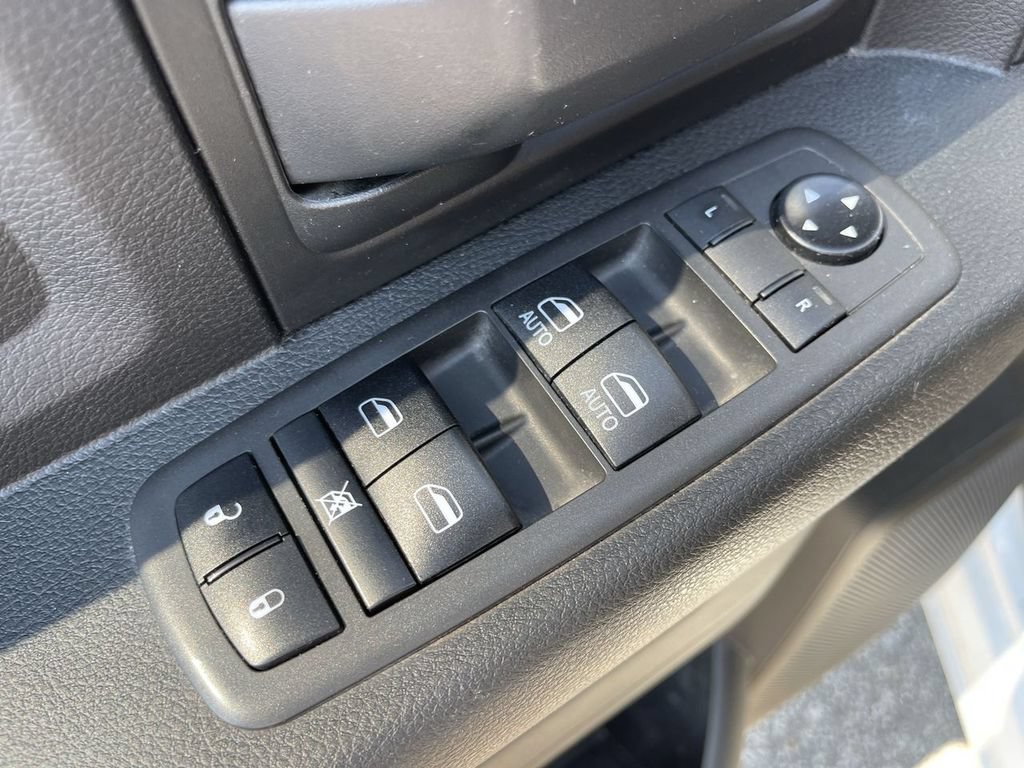 Used 2021 RAM 3500 Tradesman w/ Chrome Appearance Group AWD/4WD image 13