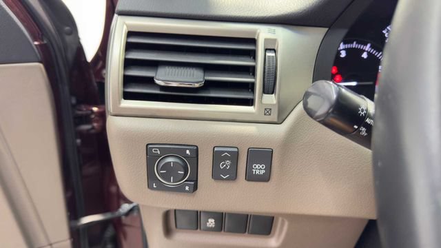 Used 2017 Lexus GX 460 w/ Navigation Package AWD/4WD image 36