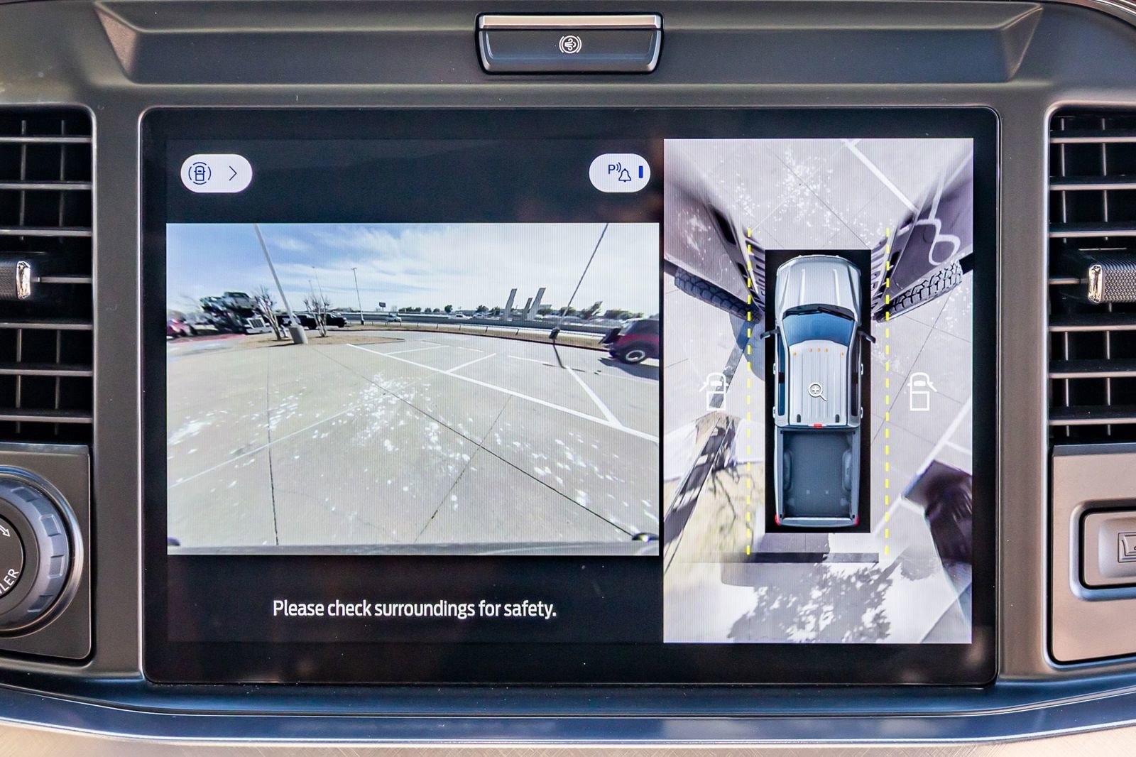 Used 2025 Ford F250 King Ranch w/ Snow Plow Prep Package image 25