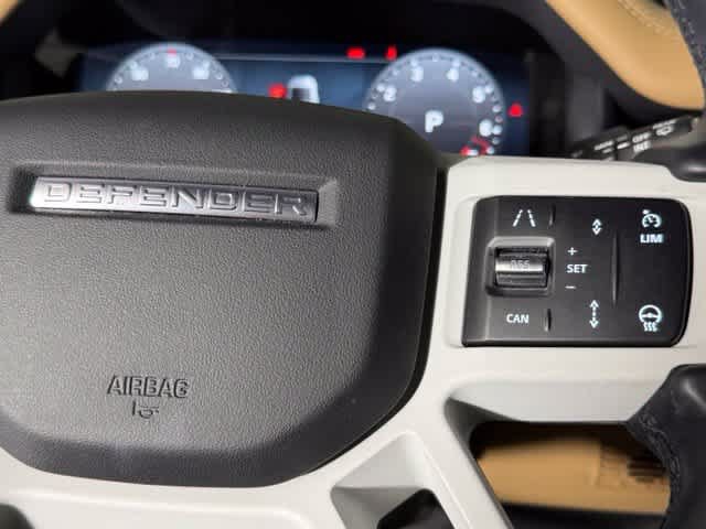 Used 2025 Land Rover Defender 110 X-Dynamic SE AWD/4WD image 31