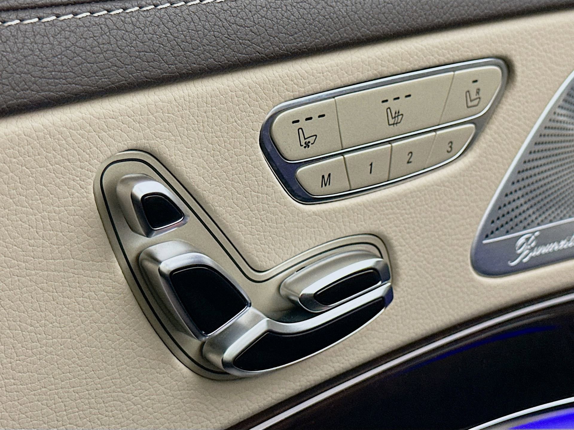 Used 2020 Mercedes-Benz S 560 Sedan image 22