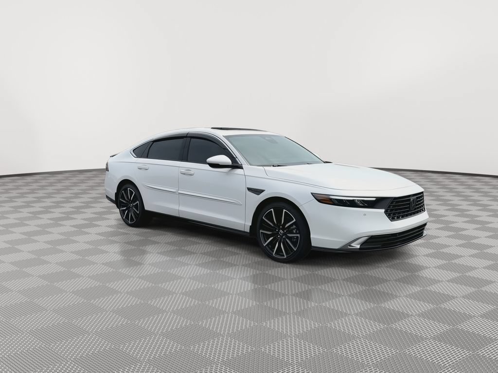 New 2026 Honda Accord Touring image 2