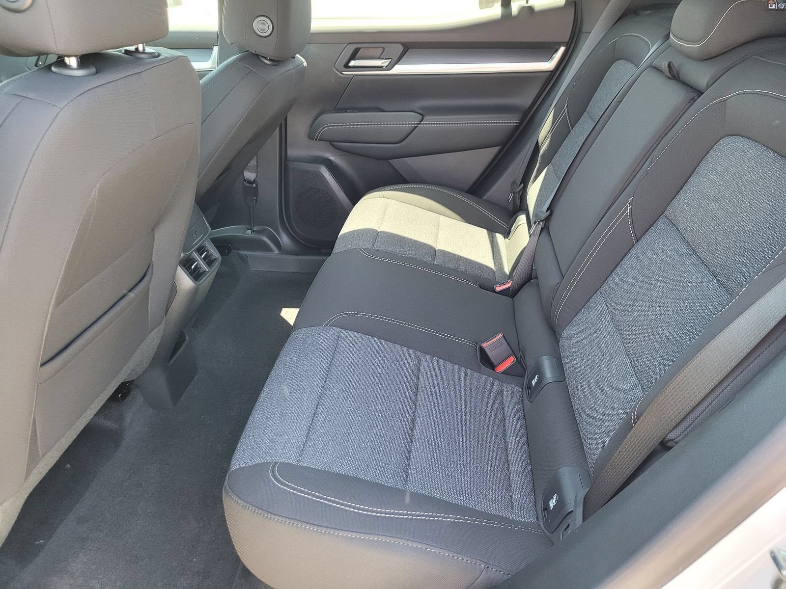 New 2026 GMC Terrain Elevation w/ Black Edition FWD image 8