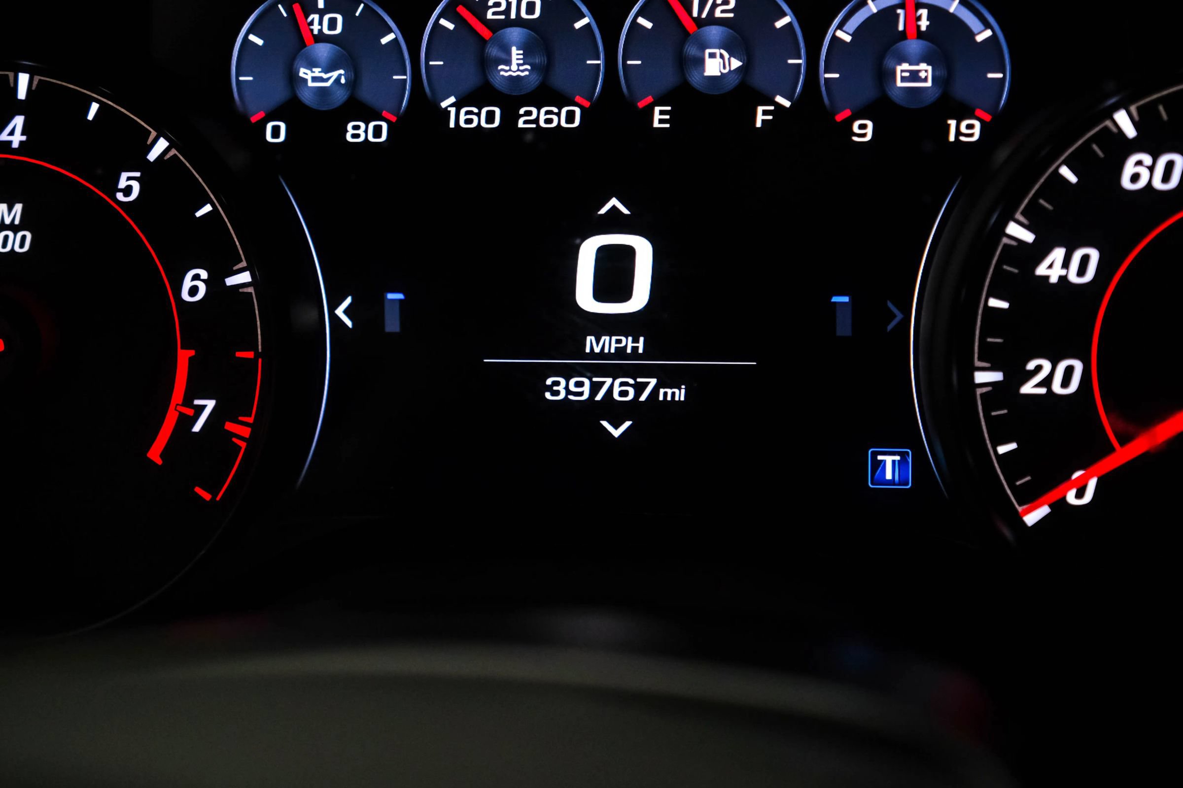 Used 2019 Chevrolet Camaro SS RWD image 18