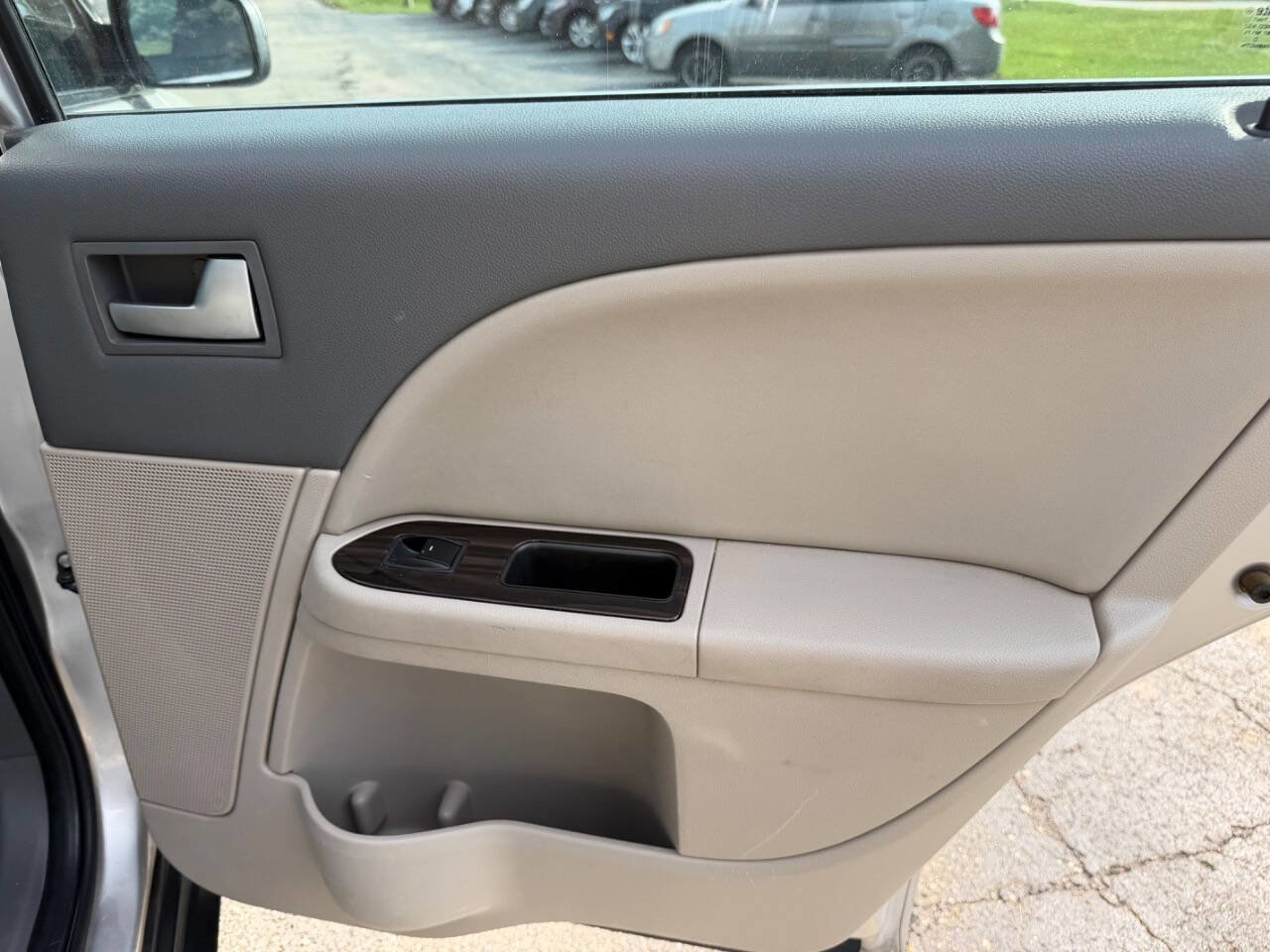 Used 2008 Mercury Sable Premier FWD image 14