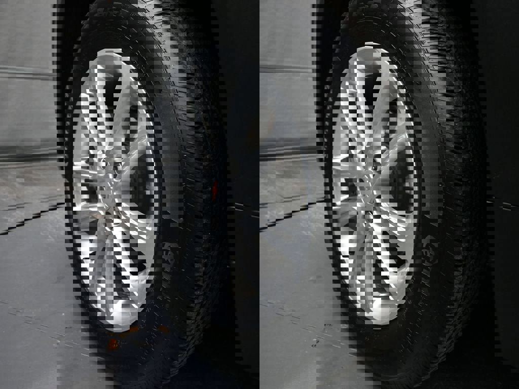 Certified 2025 Chevrolet TrailBlazer LS image 29