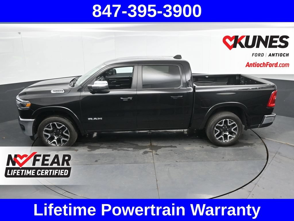 Used 2025 RAM 1500 Laramie AWD/4WD image 39