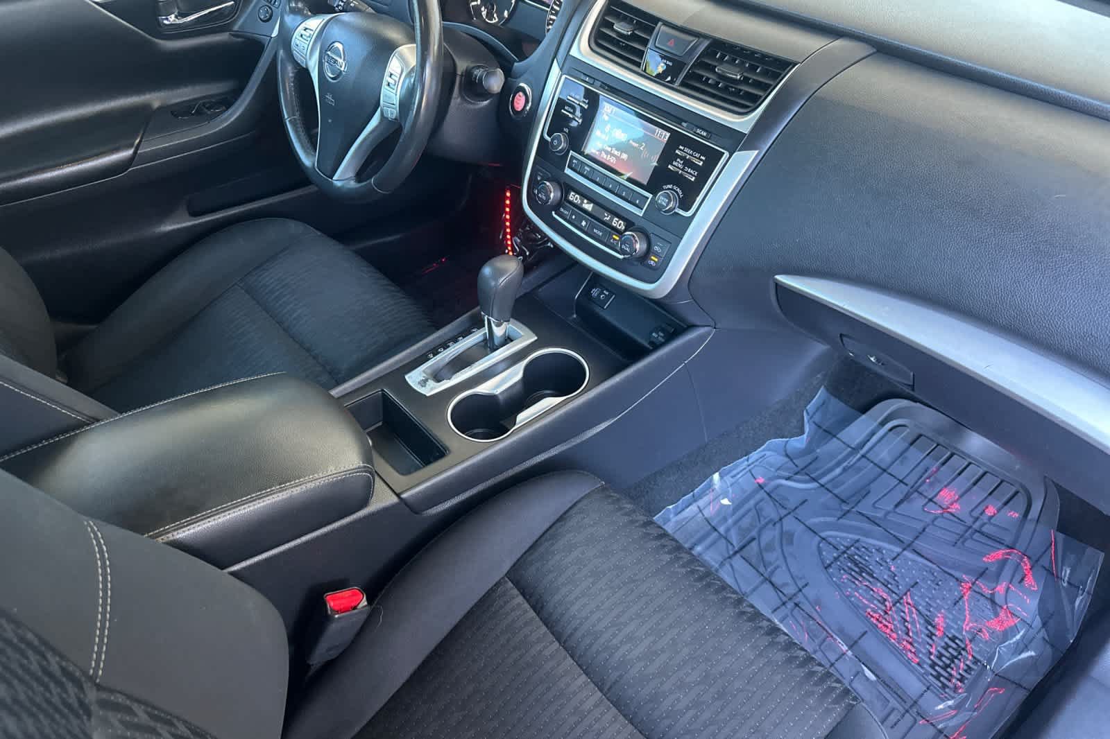 Used 2017 Nissan Altima 2.5 SV FWD image 15