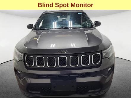Used 2023 Jeep Compass Latitude AWD/4WD image 4