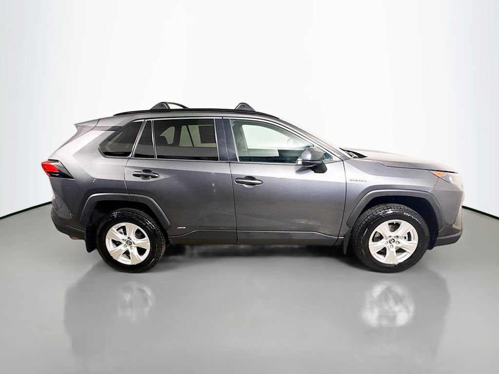 Used 2021 Toyota RAV4 LE AWD/4WD image 8