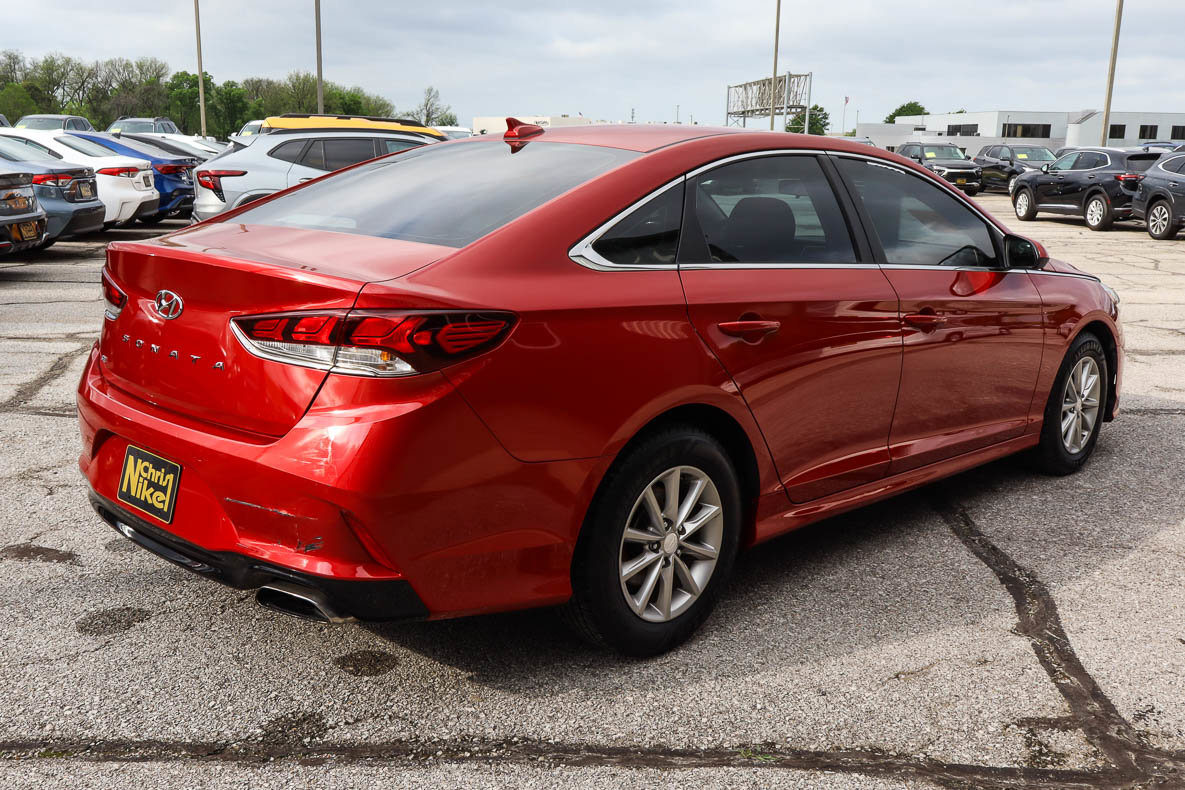 Used 2019 Hyundai Sonata SE FWD image 4