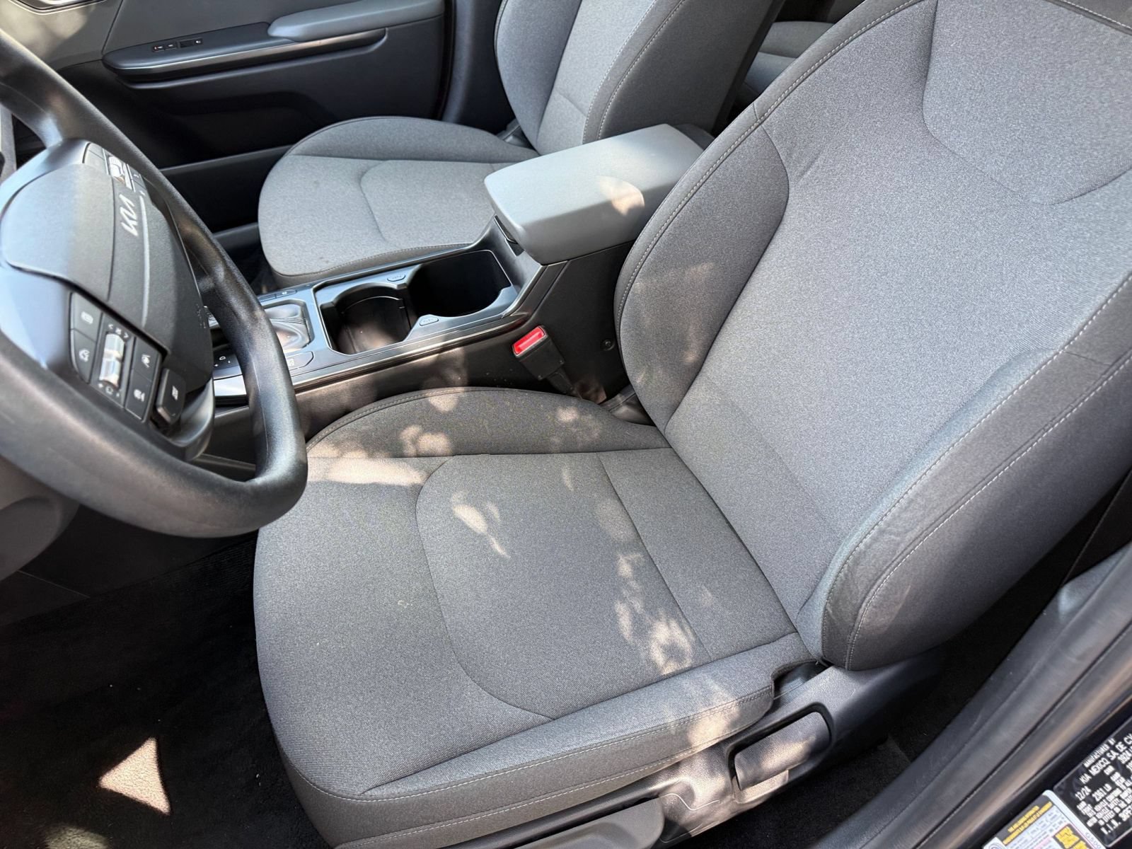 Used 2025 Kia K4 FWD image 38