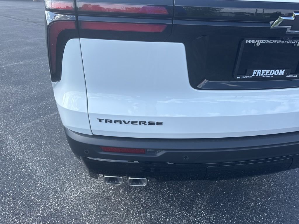 New 2026 Chevrolet Traverse LT FWD image 10