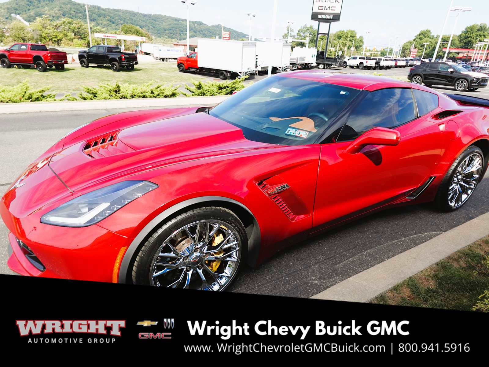 Used 2015 Chevrolet Corvette Z06 w/ 2LZ Preferred Equipment Group image 5