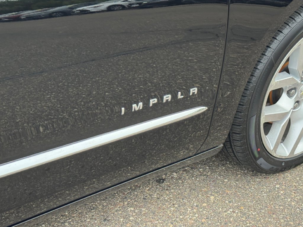 Used 2015 Chevrolet Impala LTZ FWD image 36