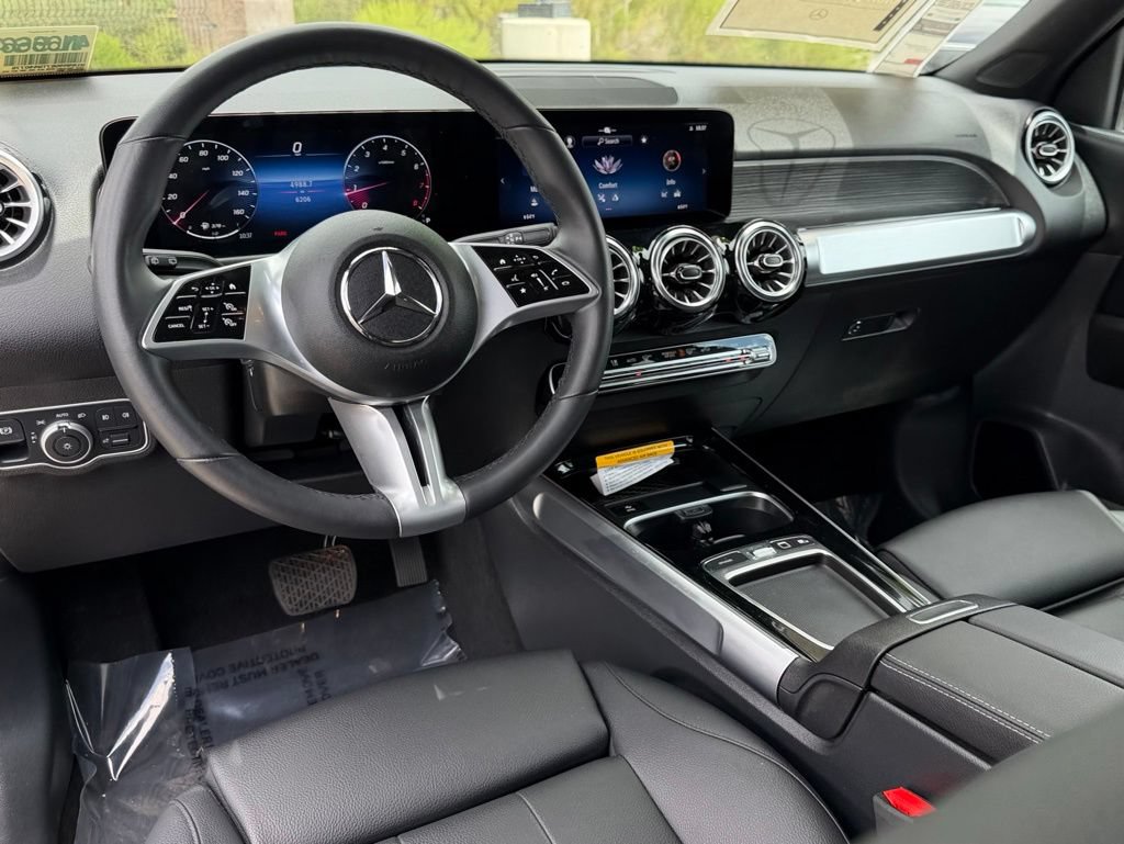 Certified 2026 Mercedes-Benz GLB 250 image 30