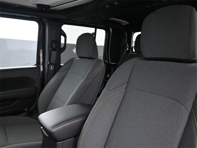 New 2024 Jeep Gladiator Sport image 19