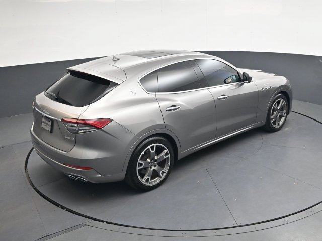 Used 2022 Maserati Levante GT AWD/4WD image 23