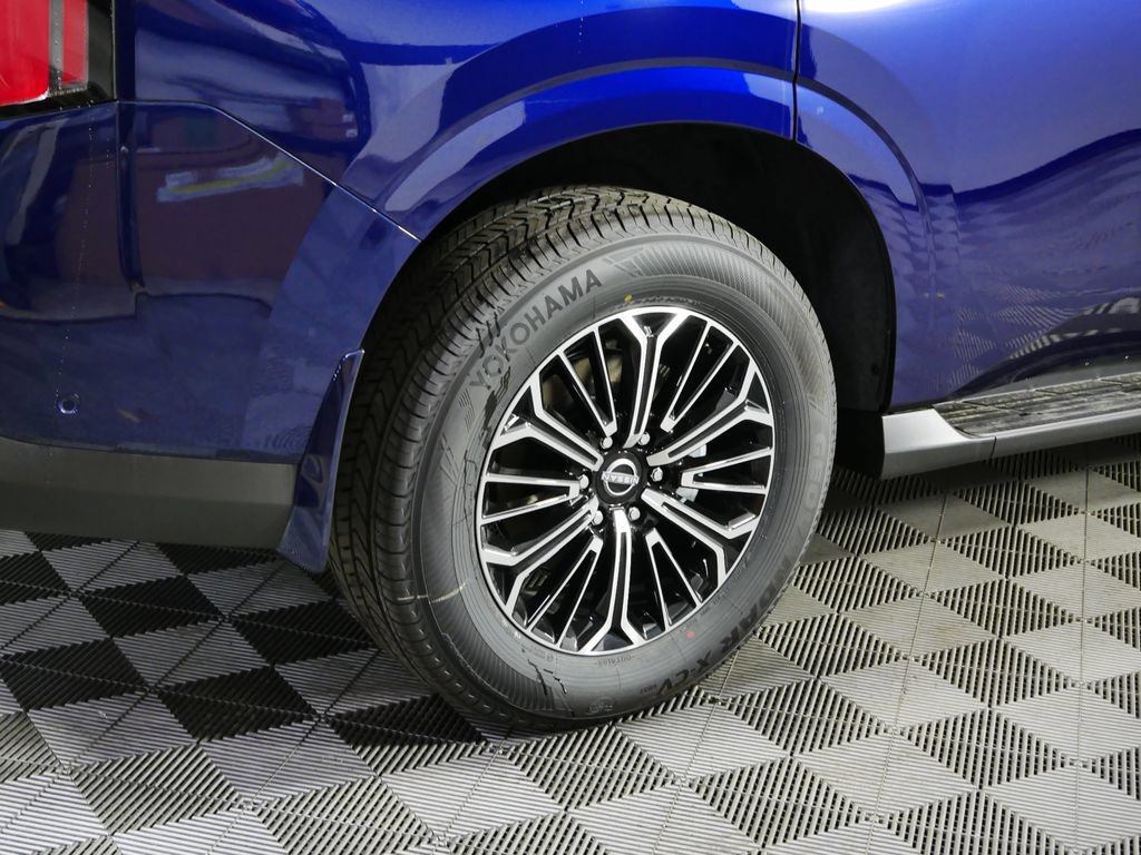 New 2025 Nissan Armada Platinum AWD/4WD image 11
