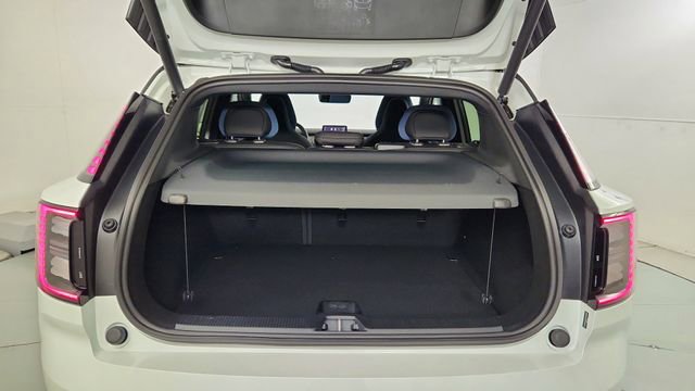 New 2026 Volvo EX30 Plus w/ Protection Package AWD/4WD image 35