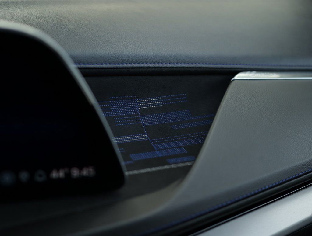 Certified 2024 Cadillac XT4 Sport image 17