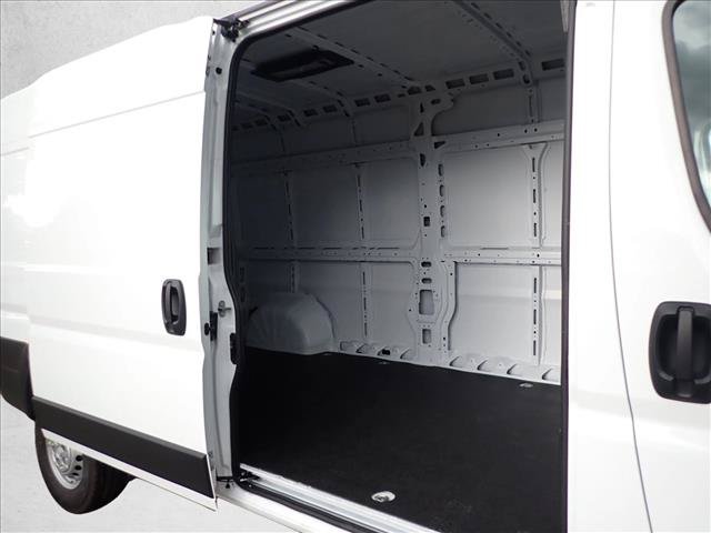 New 2026 RAM ProMaster 2500 FWD image 8
