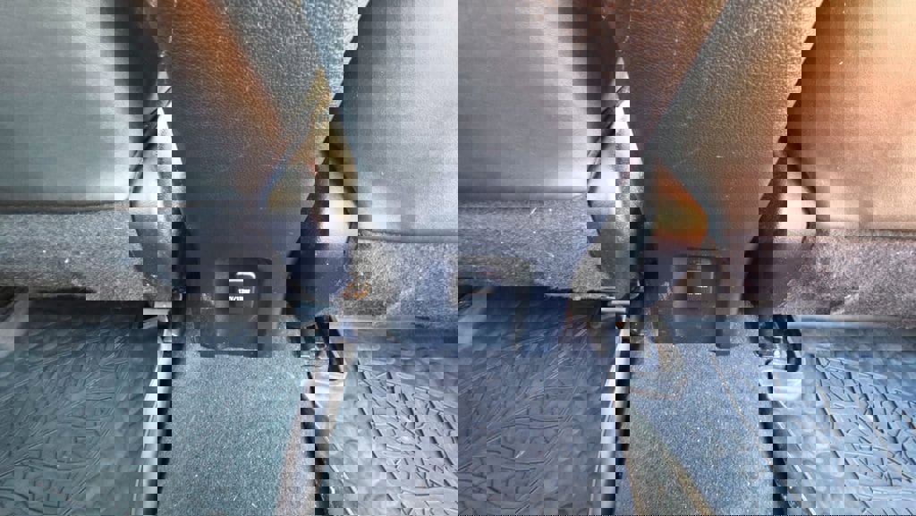 Used 2016 Toyota Prius Four Touring w/ Four Season Floor Mat Package image 35