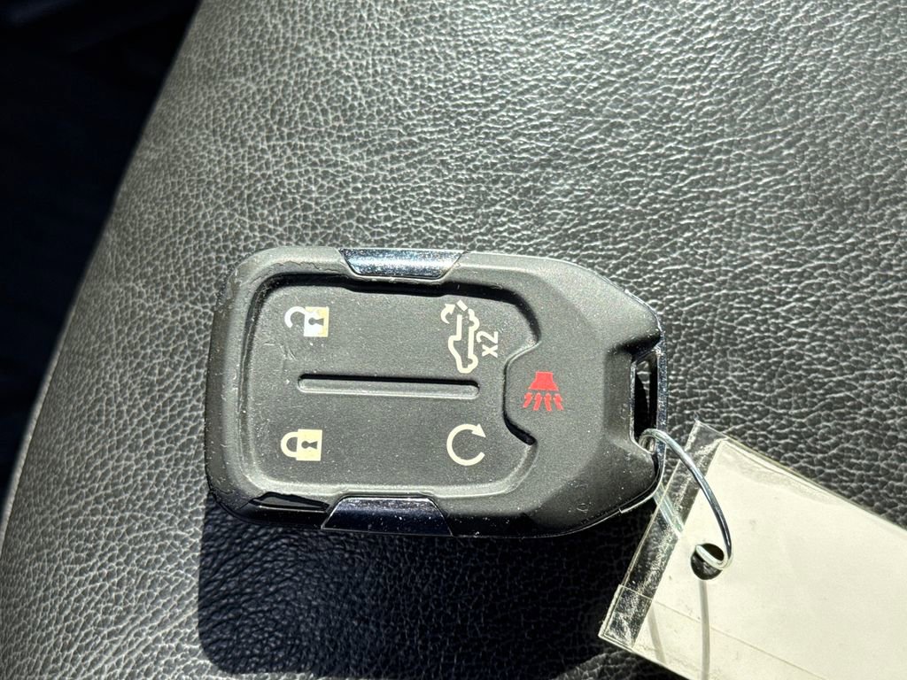 Used 2020 Chevrolet Silverado 1500 LT w/ All-Star Edition image 30