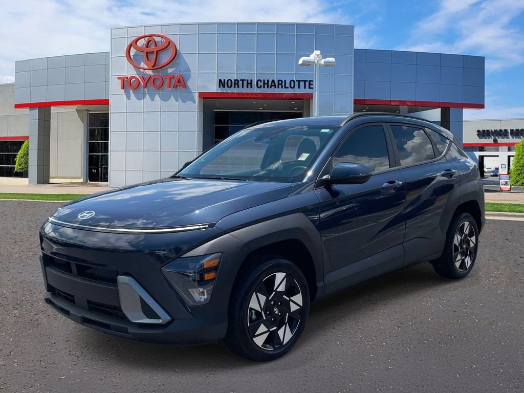 Used 2024 Hyundai Kona SEL AWD/4WD image 4
