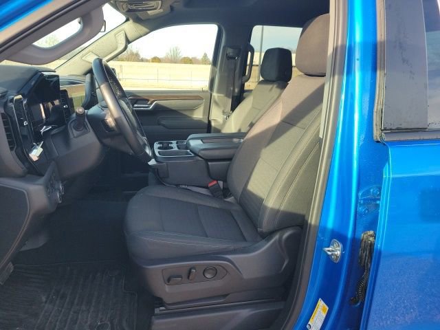 Used 2025 Chevrolet Silverado 1500 LT image 17