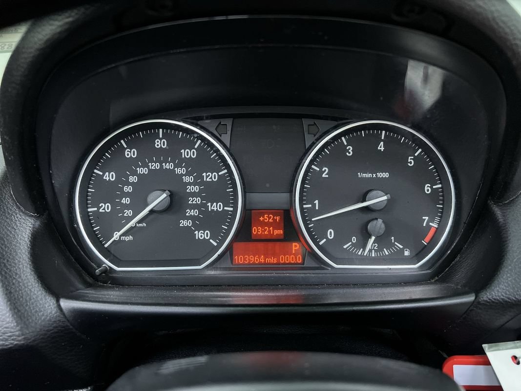 Used 2012 BMW 128i Convertible RWD image 18